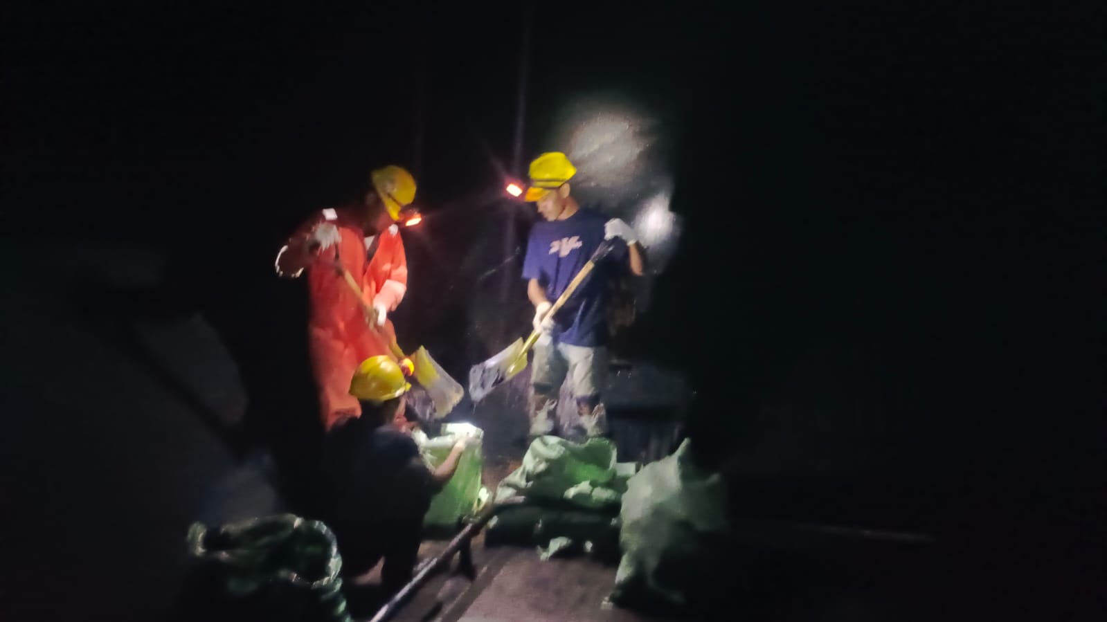 Tank Cleaning Demucking Tank Cleaning Demucking
